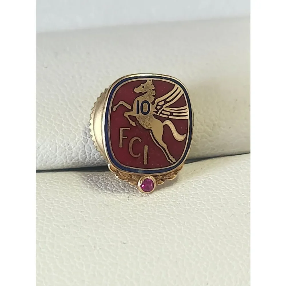 14K Vintage FCI Pegasus Lapel Pin in Burgundy with Ruby 10 Year Service